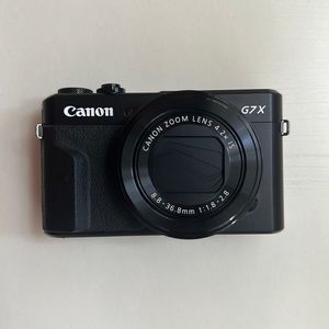 Canon G7X Mark II